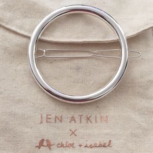 Oversized Circle Clip